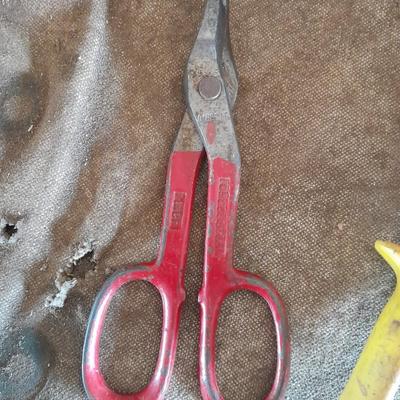 Hand tools - snips, sheers and other cutting devices