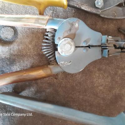 Hand tools - snips, sheers and other cutting devices