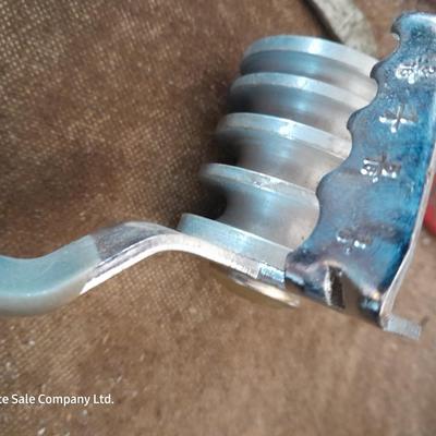 Hand tools - snips, sheers and other cutting devices