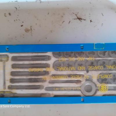 40-piece Tap and die set