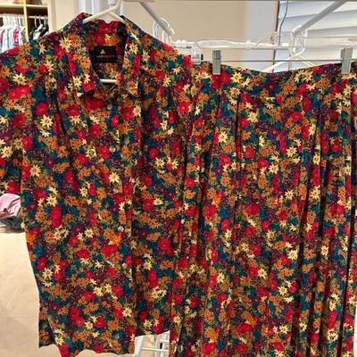 Lot 392 Ladies clothing