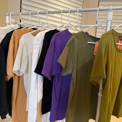 Lot 393 Ladies clothing