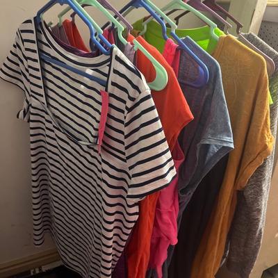 Lot of womenâ€™s clothing large