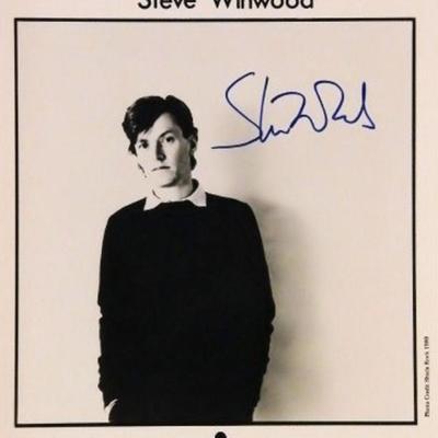 Steve Winwood signed promo photo 