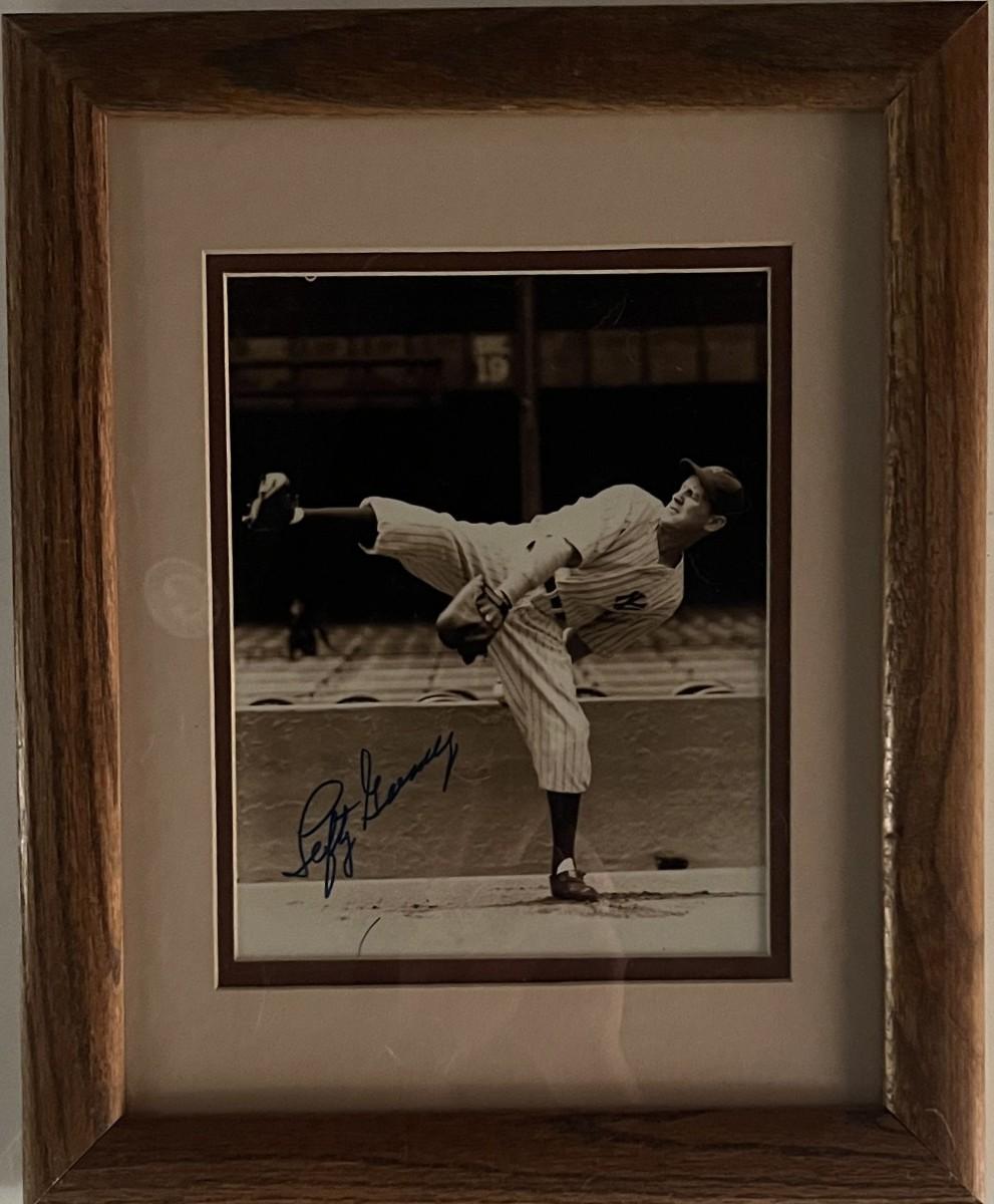 Lefty Gomez signed photo | EstateSales.org