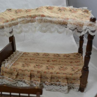 Lot of Vintage Doll House Furniture