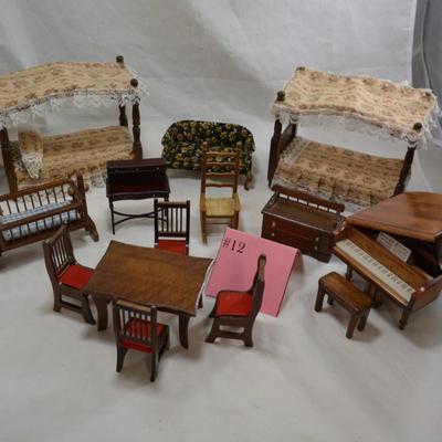 Lot of Vintage Doll House Furniture
