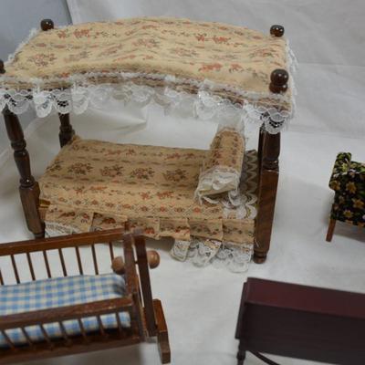 Lot of Vintage Doll House Furniture