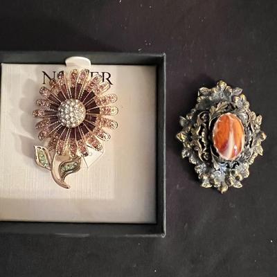 Napier & More Brooches, Inc. Sets, Heide Daus Watch, Xmas Plus Much More (B3-RG)