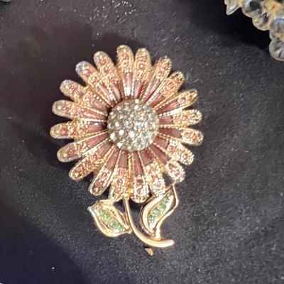 Napier & More Brooches, Inc. Sets, Heide Daus Watch, Xmas Plus Much More (B3-RG)