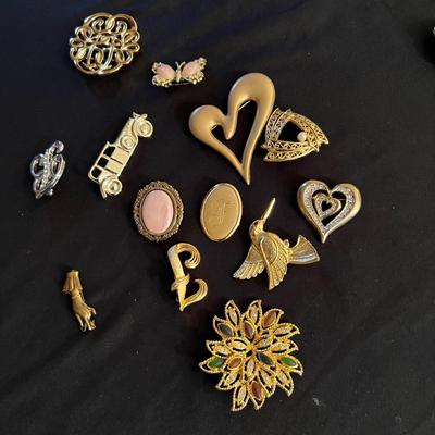 Napier & More Brooches, Inc. Sets, Heide Daus Watch, Xmas Plus Much More (B3-RG)