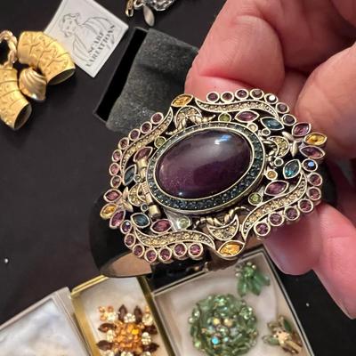 Napier & More Brooches, Inc. Sets, Heide Daus Watch, Xmas Plus Much More (B3-RG)