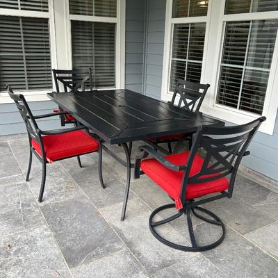 Outdoor Metal Patio Table With Four (4) Chairs ~ *Read Details