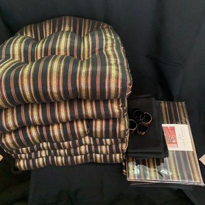 Pier 1 Imports Thai Style Table Decor (K-KW)