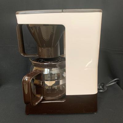 Delongi Toaster, Coffee Maker, Rice Cooker, and More! (K-KW)