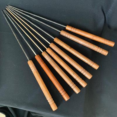 Knives by Chicago Cutlery Co., Dexter and Joyce Chen (K-KW)