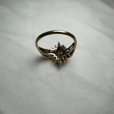 10K Diamond Flower Cluster Ring (B3-RG)