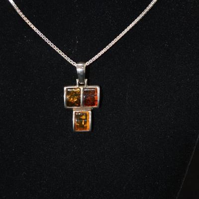 925 Sterling Silver Box Chain w/ 925 Baltic Amber Cross 24â€, 11.5g
