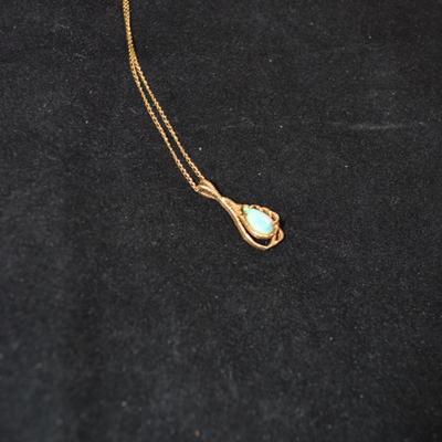 14k Gold Chain w/ 14k Gold & Opal Pendant 24â€, 1.9g