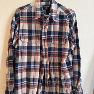 Lot 400 Mens shirts