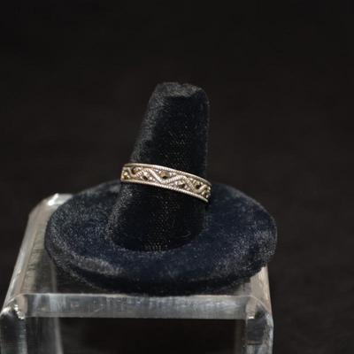 925 Sterling Silver & Marcasite Band Size 8.5, 3.1g
