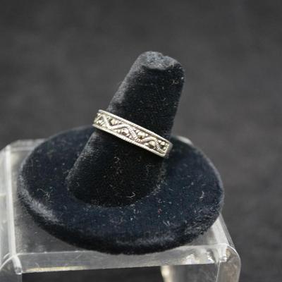 925 Sterling Silver & Marcasite Band Size 8.5, 3.1g