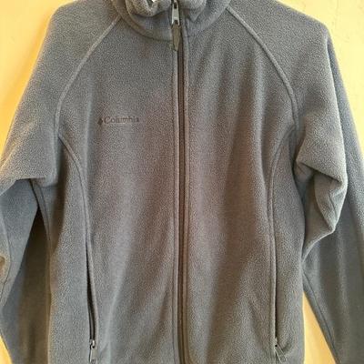 Lot 403 womans light jackets