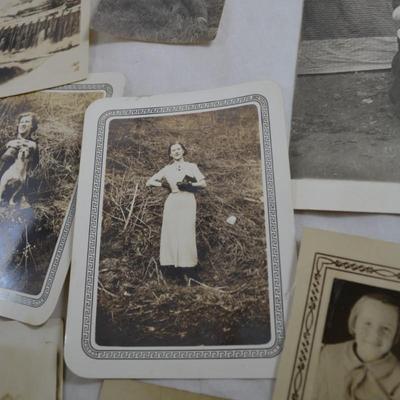 Lot of Antique/Vintage Photographs