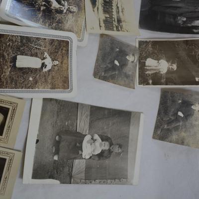 Lot of Antique/Vintage Photographs