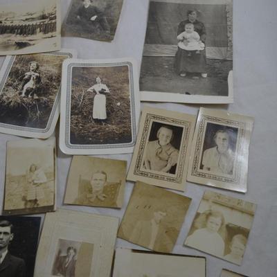 Lot of Antique/Vintage Photographs