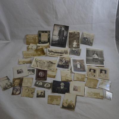 Lot of Antique/Vintage Photographs