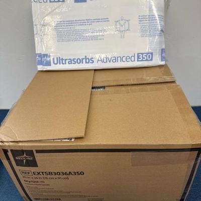 Lot 470 Medline disposable absorbent pads case of 70
