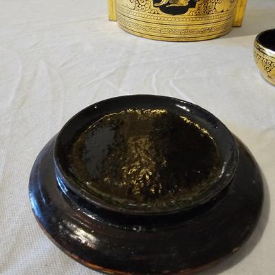 Vintage Gold Lacquer Offering Vessel & Picnic Basket (BS-JS)