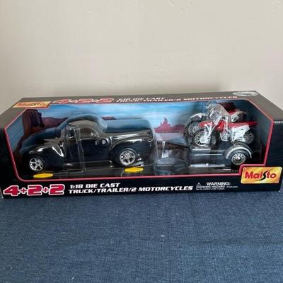 Lot 472 Maisto 1:18 scale die cast car