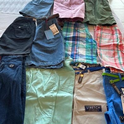 Lot 414 Variety of woman’s shorts