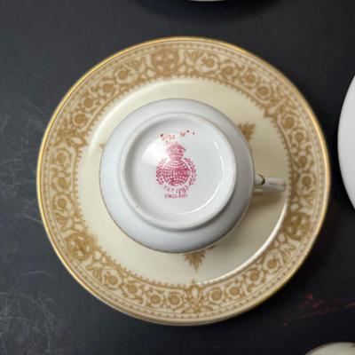 Japanese and English fine bone china sets