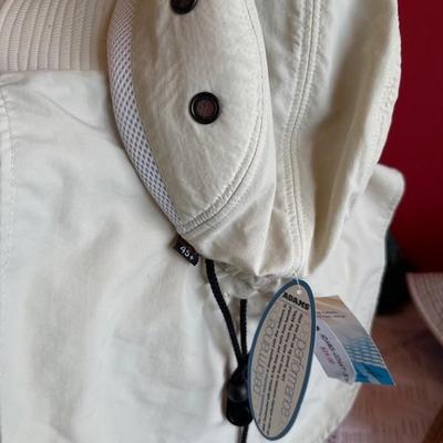 Lot 420 Variety of hats