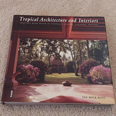 Books on International Arts, Crafts, Architecture and more (BS-BBL)