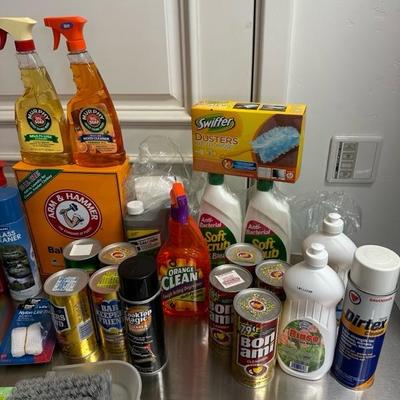 Lot 510 variety of cleaning supplies