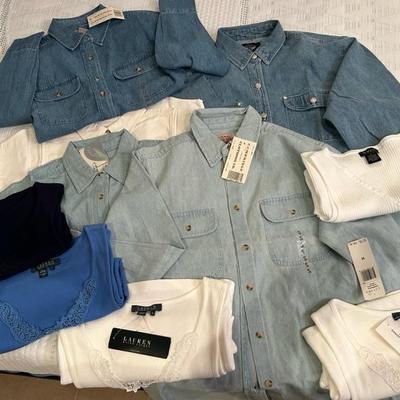 Lot 536 Ladies clothing