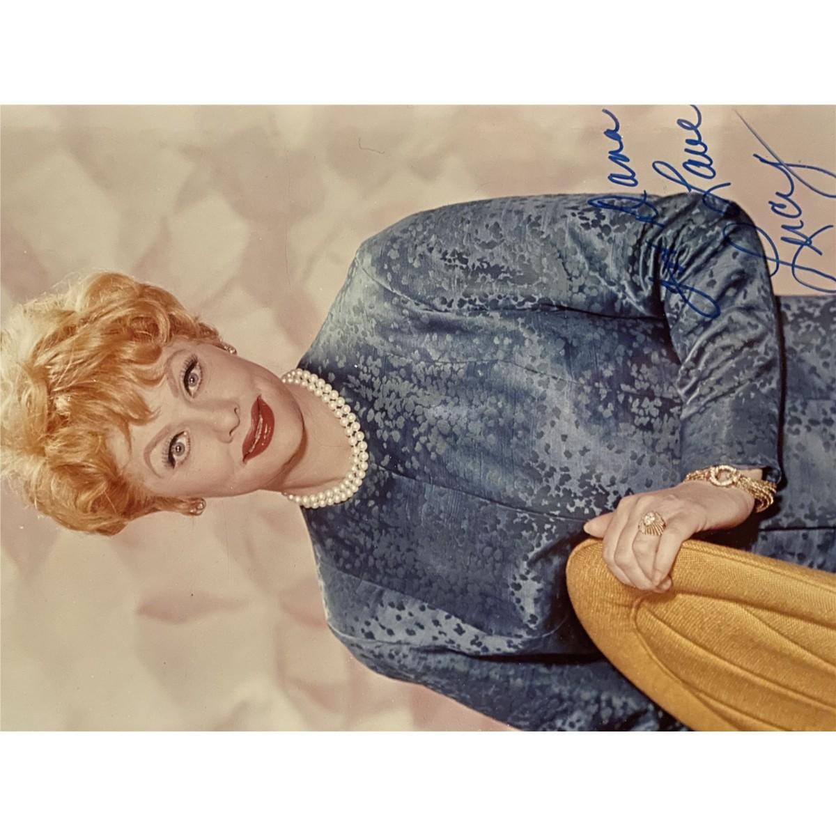 LUCILLE BALL Signed Autographed Photo lovely me COA Hologram main image 1