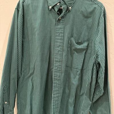 Lot 538 Variety of Mens Shirts