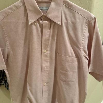 Lot 538 Variety of Mens Shirts