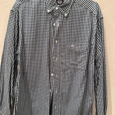 Lot 538 Variety of Mens Shirts