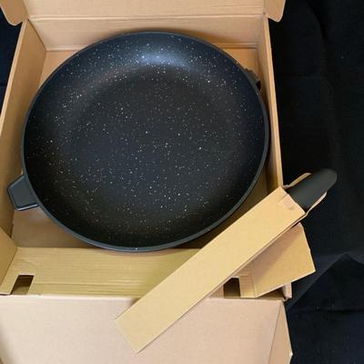 BergHOFF Eurocast Pan, NIB (K-KW)