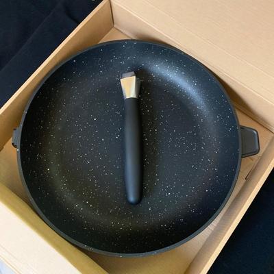 BergHOFF Eurocast Pan, NIB (K-KW)