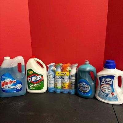 Lot 543, Air fresheners and various cleaners