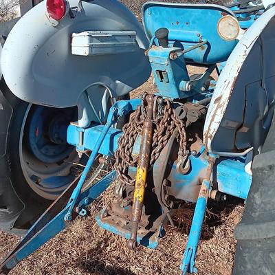 Running Ford 2600 Tractor