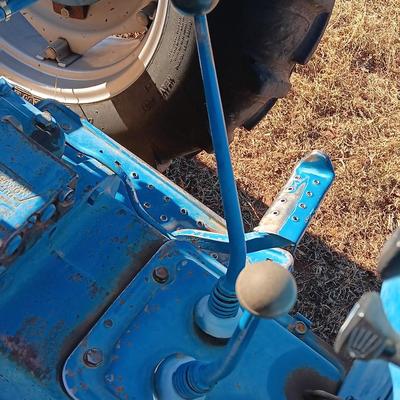 Running Ford 2600 Tractor