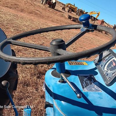 Running Ford 2600 Tractor